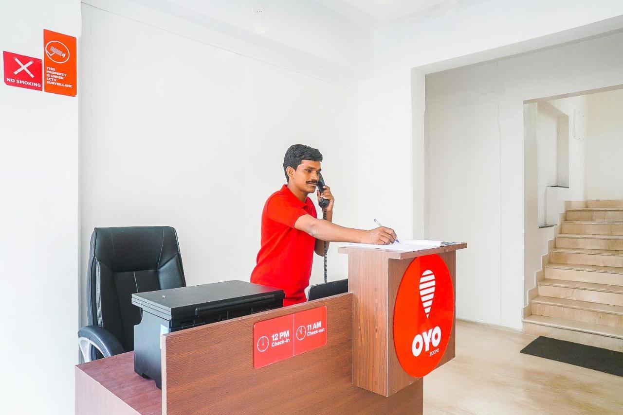 Oyo 15541 Pearl Inn Pune Bagian luar foto