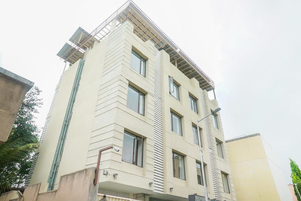 Oyo 15541 Pearl Inn Pune Bagian luar foto